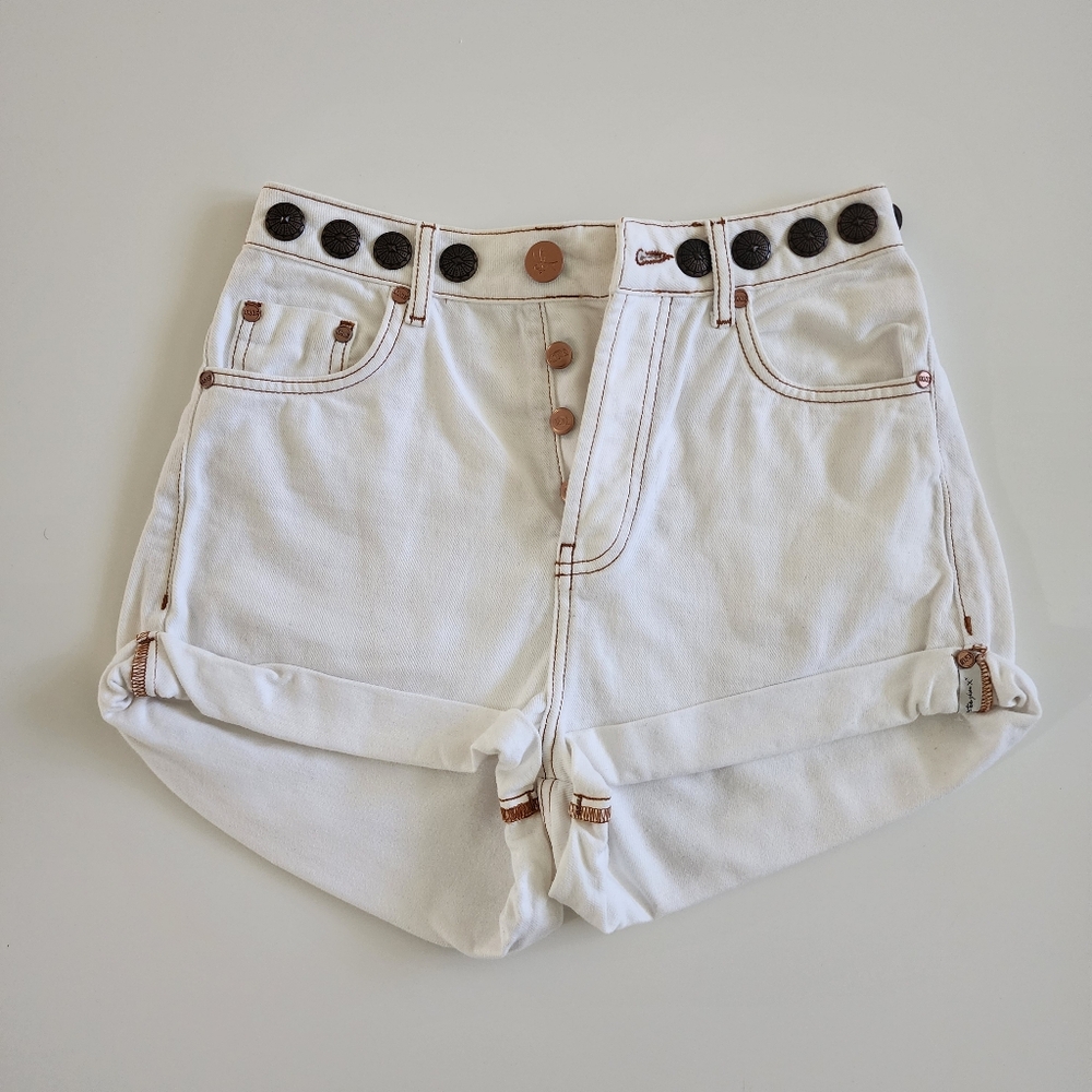 One Teaspoon Bandits High Waist Studded Denim Shorts White Beauty Size 25 - Picture 2 of 11